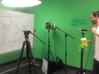 Green Screen